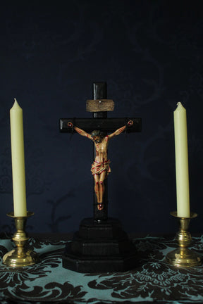 Crucifixo 31 cm mesa leves