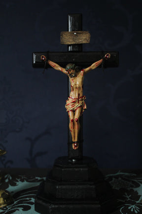 Crucifixo 31 cm mesa leves